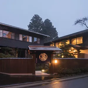 Matsuzakaya Honten Japón